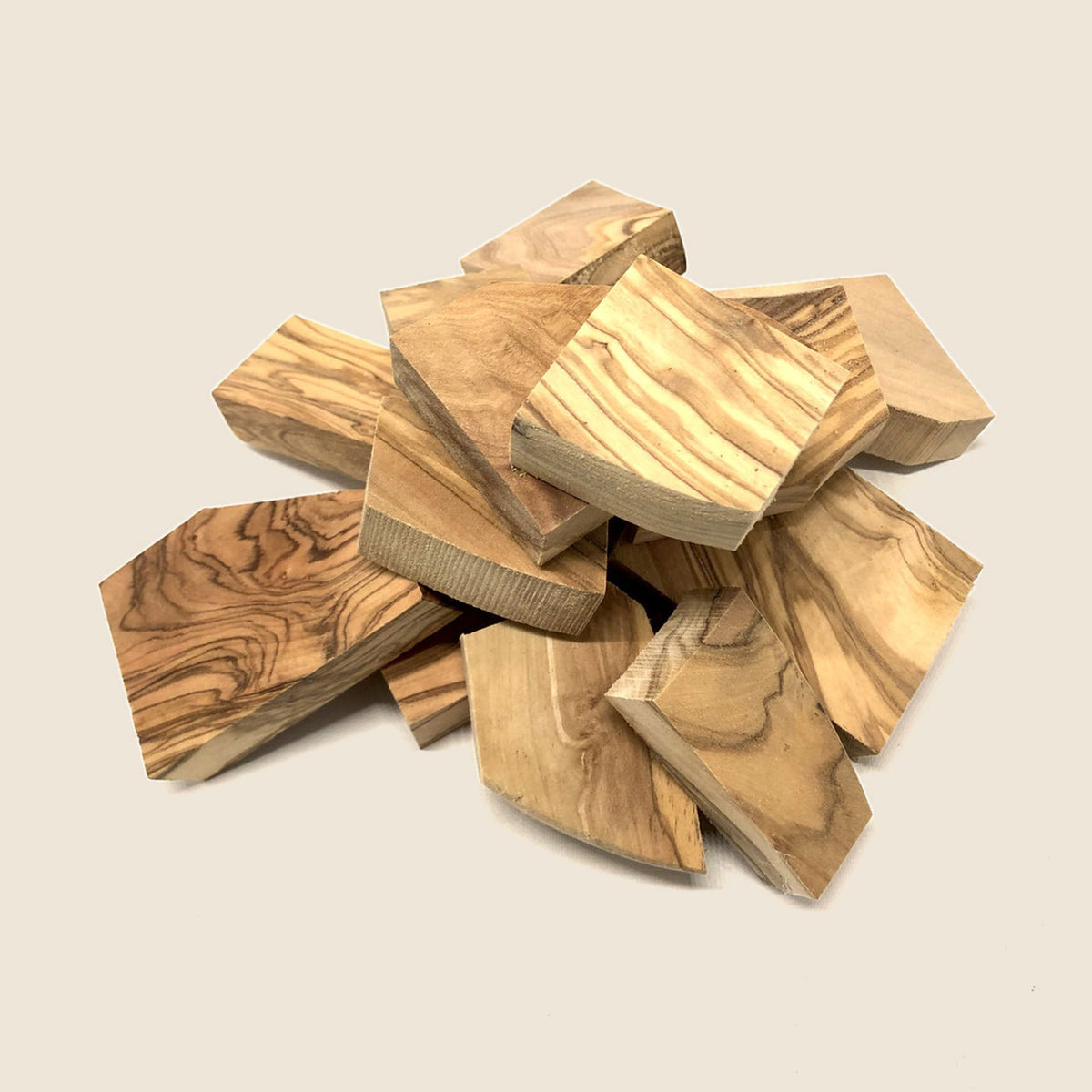 1 kg Unbearbeitetes Olivenholz für DIY-Kreationen