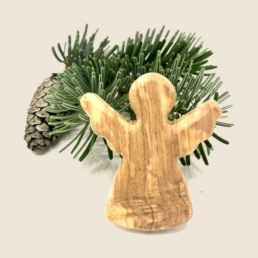 Engel I als Christbaumanhänger aus Olivenholz