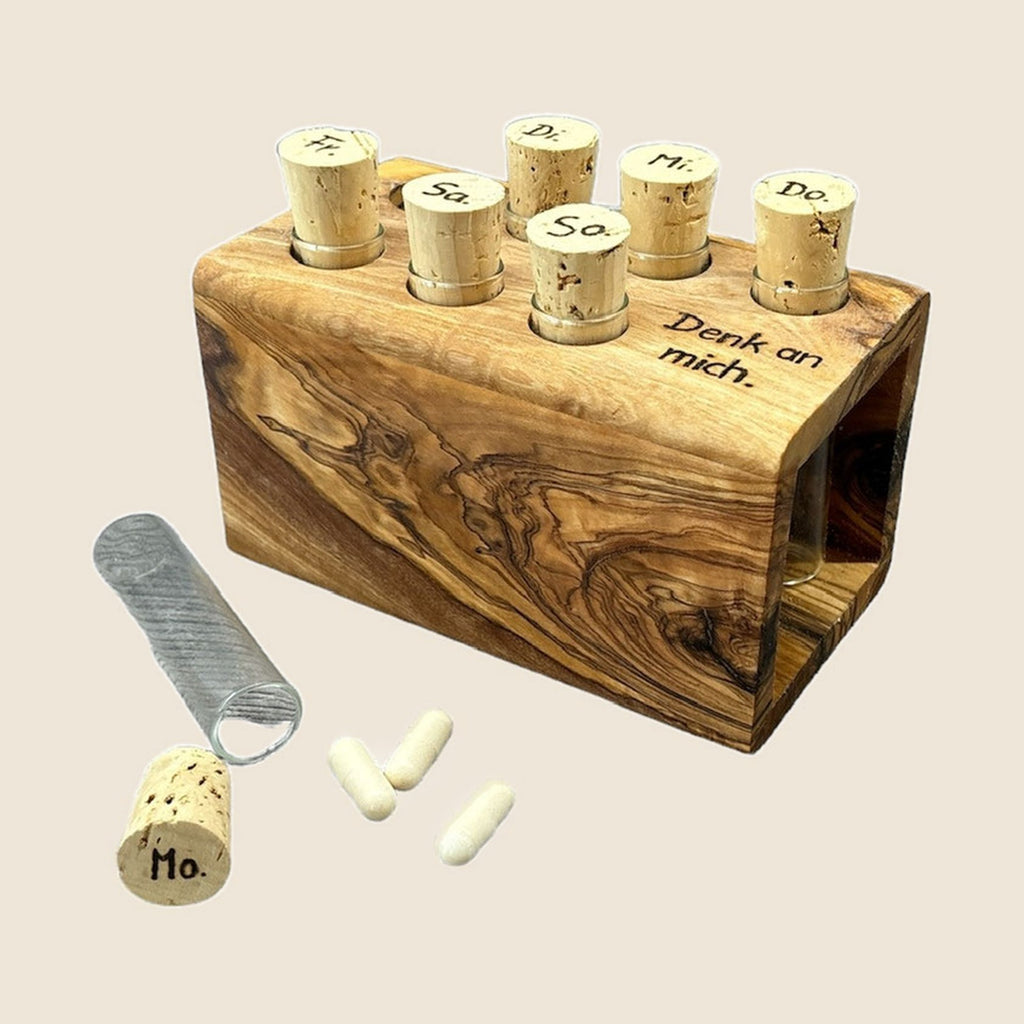 Tablettenbox "Seven Days" aus Olivenholz