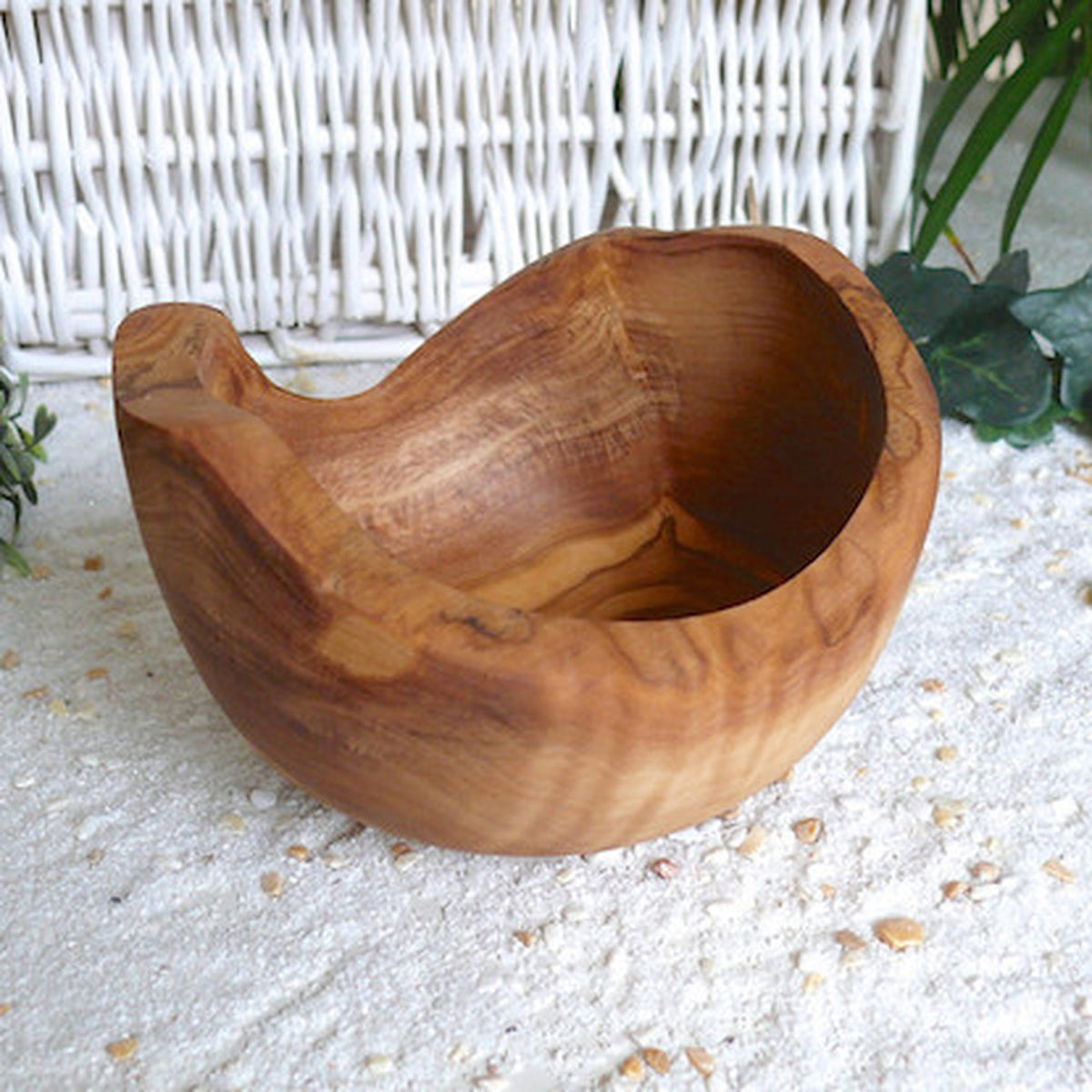 Knabberschale RUSTIKAL rund (Ø ca. 14 cm) aus Olivenholz